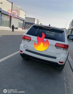 جيب جراند شيروكي